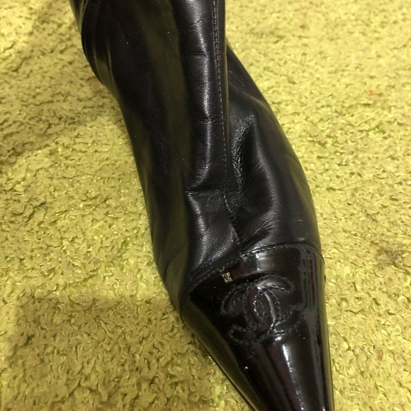 Chanel Gorgeous Pointy Boots Host Pick - Picture 7 of 8